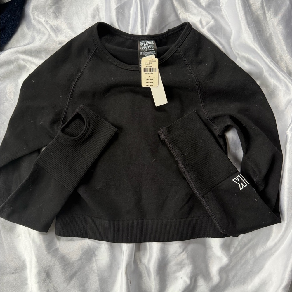 Black Long Sleeve Crop Top PINK